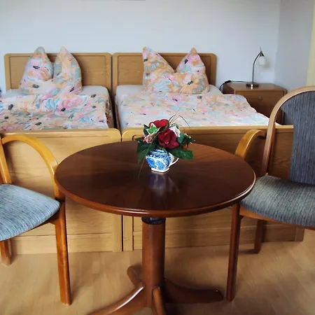 Haus Werrablick Гостевой дом Ганн. Мюнден